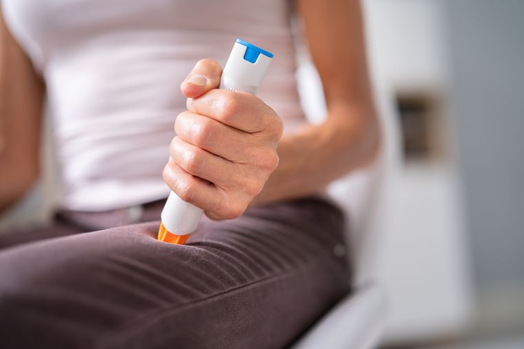 Een epipen gebruiken zo doe je dat Margriet